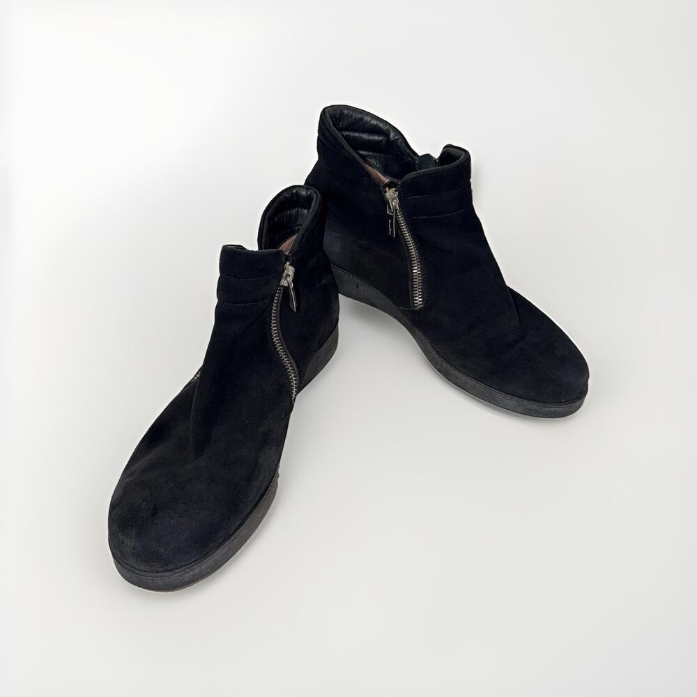BeautiFeel Brie Style Black Suede Zip Ankle Booties EU 37 / 6.5 Comfort JB2
